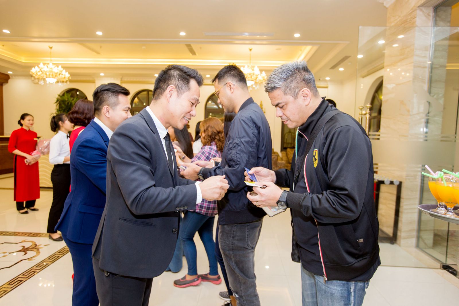 Viet Orient Hospitality participates on Philippines meeting program