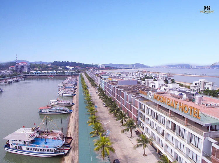 Moon Bay Ha Long Hotel